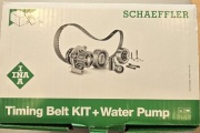 Schaeffler INA 530 0538 30 Pompa wodna + zestaw paska rozrządu