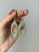 Kolczyki z japońskich koralików.