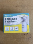 nebulizator (inhalator) marki AU YAT, zaprojektowany dla dzieci i dorosłych