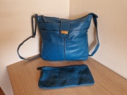 Torebka  turkusowa damska Avon + saszetka / kosmetyczka – komplet