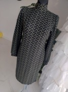 Sukienka z półgolfem delikatna długi rękaw S M