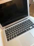 MacBook Air 13 używany na części