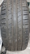Sprzeedam pojedynczą oponę do samochodu osobowego