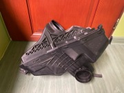 OBUDOWA FILTRA POWIETRZA AUDI A4 B8 8R0133835E