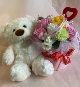 Prezent flower box  z misiem *walentynki *serce* kwiaty mydlane*