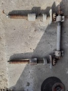 mechanizm podnoszenia grubościówki, przekładnia, śruby trapezowe