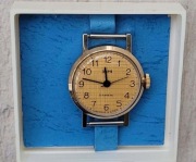 Nowy pozłacany zegarek damski Zarya ZSRR z dokumentami