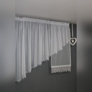 Firana skos z panelem obszyty gipiurą