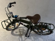 Rowerek dla chłopca z bocznymi kółkami 16c