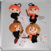 4 breloczki Harry Potter Ron 