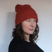 CZAPKA RDZAWA/POMARAŃCZOWA CIEPŁA RĘKODZIEŁO