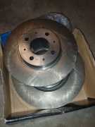 Tarcze hamulcowe przód KRA6046370_ Volvo 850 91-93_ Cena za komplet!