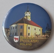 Magnes na lodówkę Otwieracz metalowy Bielsk Podlaski Podlasie Ratusz (2K).