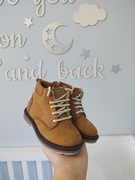 Buty niemowlęce r. 22 Zara trzewiki karmelowe sznurowane