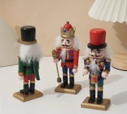 Zestaw 3 figurek świątecznych