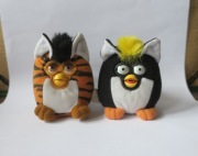 Zestaw 2 maskotki Furby Ferbi 