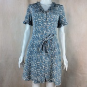 Sukienka Primark 38 niebieska w kwiaty wiązana w talii