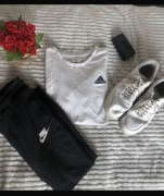 Biała koszulka Adidas