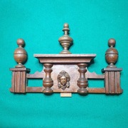 Stara korona=górka do skrzyni zegara wiszącego