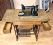 Maszyna do szycia Łucznik Radom