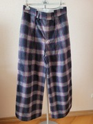 Spodnie damskie wełniane francuskiej marki Chloe Stora