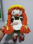 maskotka lalka wykonana na szydełku 