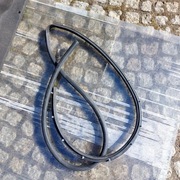 Grand Cherokee WL 2022r. - uszczelka maski