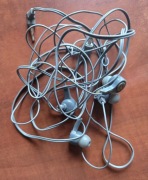 Zestaw 2 par słuchawek szarych przewodowe, douszne, złącze miniJack