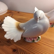 Para gołąbków z porcelany 