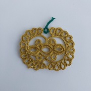 Serwetka frywolitka liść dynia zlota 4.5 cm