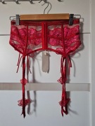 For Love & Lemons Pas do pończoch Cordelia Czerwono różowy koronka S