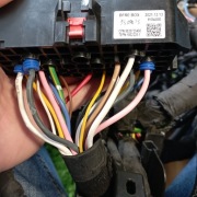 Puszka przekaźników bezpieczników BFRE 9820725480