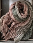 Piękny szalik cieniowany wiskoza