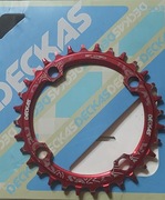 Zębatka Deckas 32t 104bcd narrow wide czerwona 