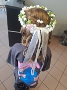 Wianek komunijny na Komunię jak żywe kwiaty wianki