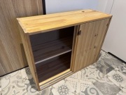 Szafka IVAR Ikea z drzwiczkami przesuwnymi