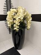 Donica ozdobna z kwiatami 