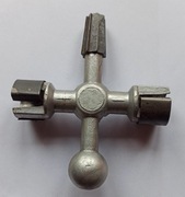 Przyrząd skrobak do czyszczenia klem akumulatora