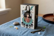 szkatułka Spirited Away, na biżuterię, na karty, drewniana,nadruk, 17x12cm