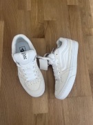 Oryginalne nowe damskie trampki Vans rozmiar 39, wkładka 25 cm