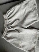 Szare spodenki dresowe Umbro