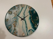 Zegar z żywicy fi 44 cm.