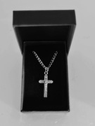 Naszyjnik , łańcuszek z krzyżykiem , 55 cm + czarne pudełko