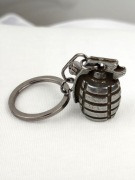 NOWY Brelok do kluczy breloczek srebrny granat Vintage