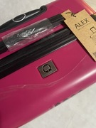 - Alex – walizka podróżna na kółkach, 4 podwójne kółka, kolor magenta