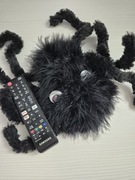 Duży puszysty pająk na głowę na drzwi na stół gdzie tam chcesz Halloween 