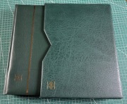 Klaser filatelistyczny A4 Leuchtturm Premium S-32 karty. Opis poniżej L1497