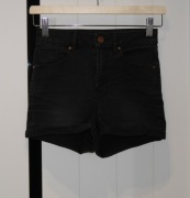 *NEVER DENIM* świetne spodenki 34 XS