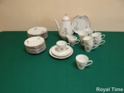 Serwis Hutschenreuther 10 osobowy elegancki