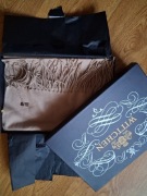 Delikatny szal damski